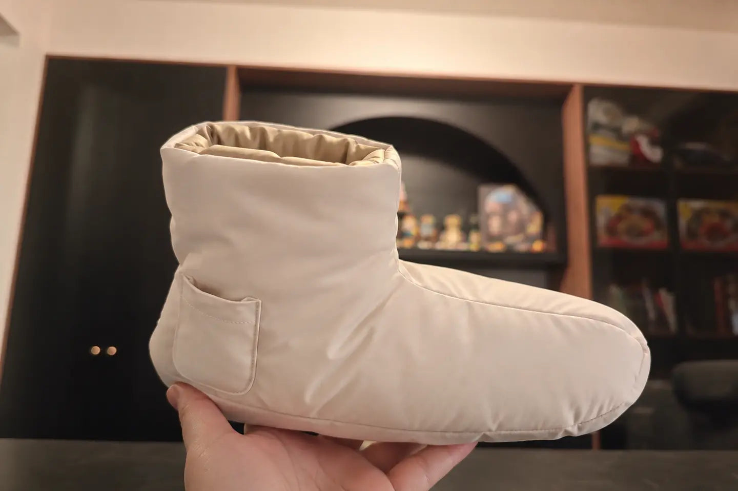 VELORA cream heating boots
